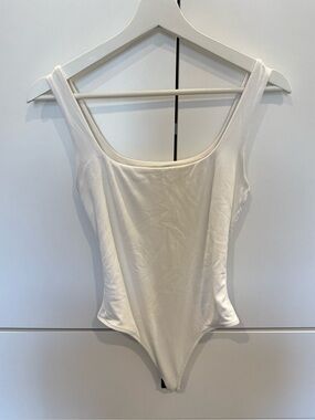 Babaton White Square Neck Bodysuit- US S